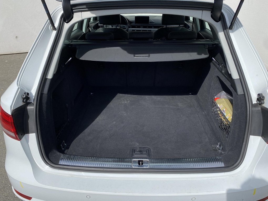 Audi A4 2.0 TFSi Sport