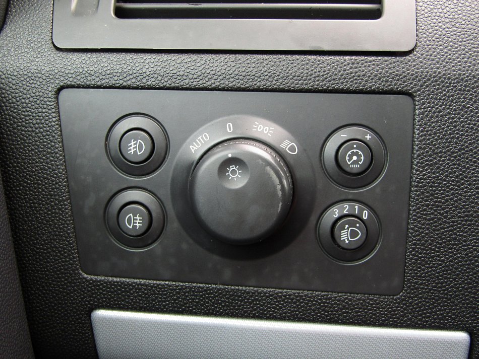 Opel Zafira 1.9CDTi 