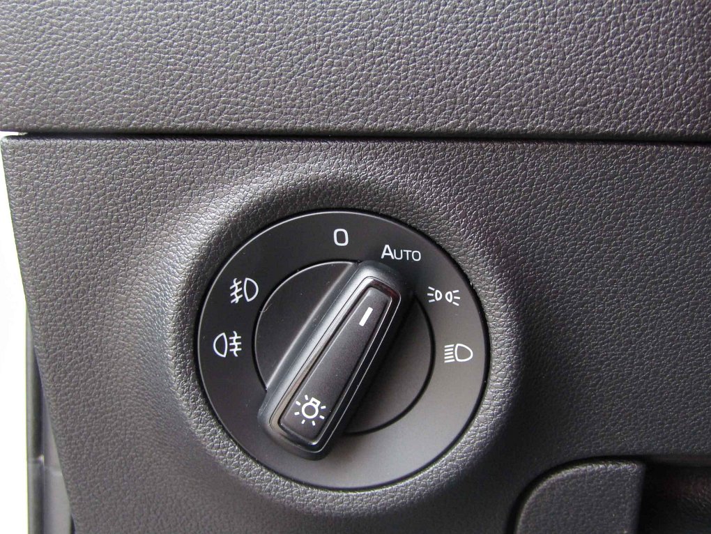 Škoda Karoq 1.6 TDi Ambition