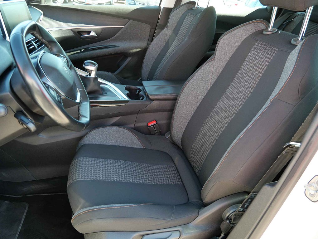 Peugeot 3008 1.6 HDi Active