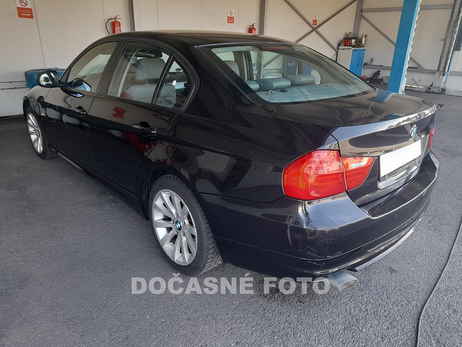 BMW Řada 3 2.0 D  318d
