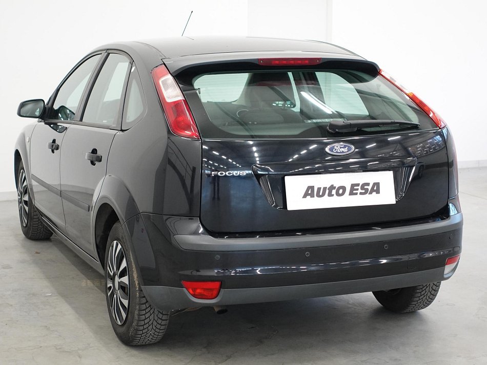 Ford Focus 1.6i 