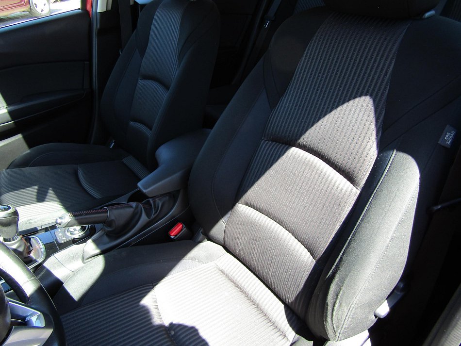 Mazda 3 1.5 skyactiv 