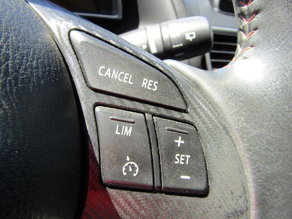 Mazda 3 1.5 skyactiv 