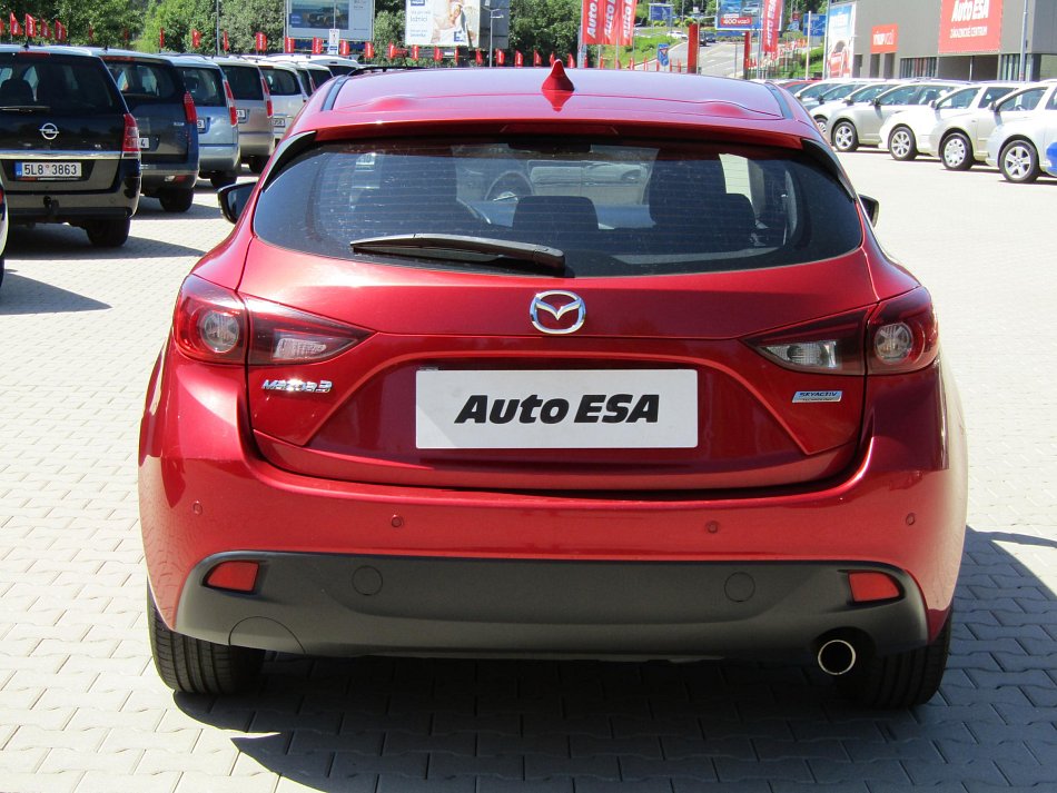 Mazda 3 1.5 skyactiv 