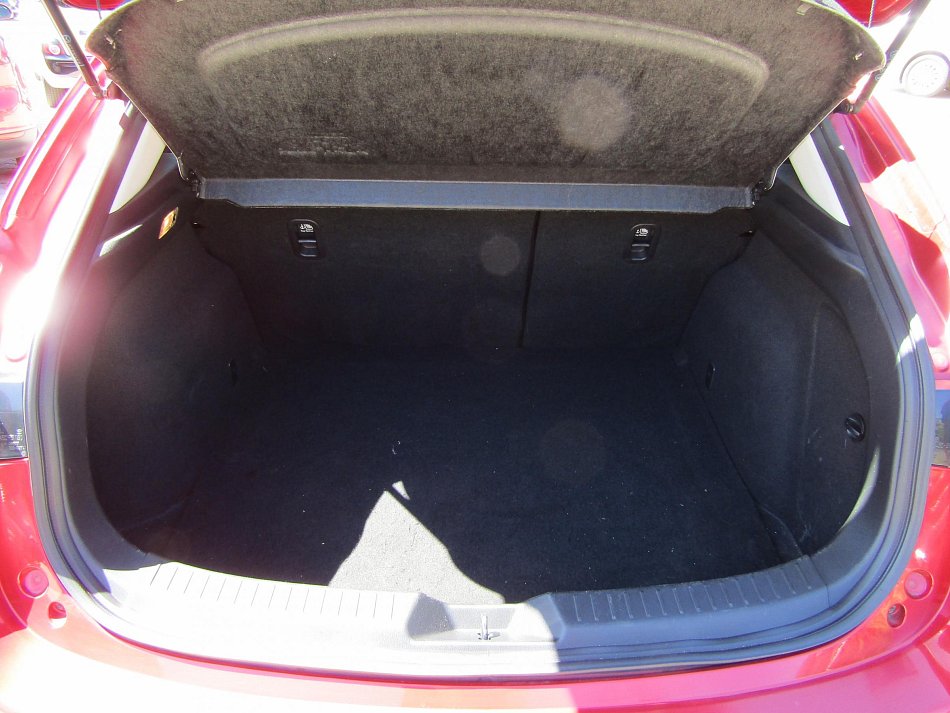 Mazda 3 1.5 skyactiv 