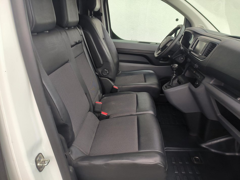 Opel Vivaro 2.0CDTi  L2 RAMPA