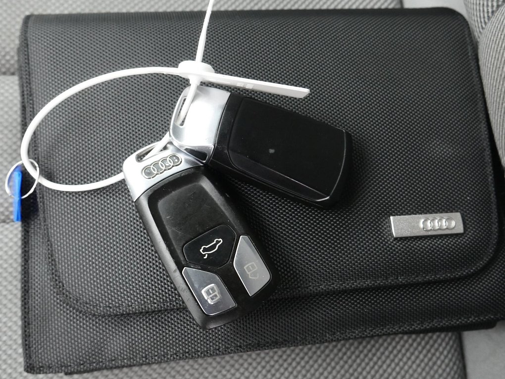 Audi A4 2.0TDi  A4 Avant