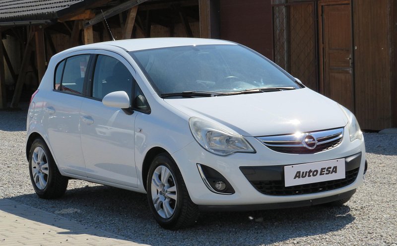 Opel Corsa 1.2 i 