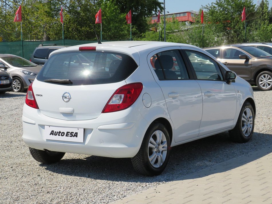 Opel Corsa 1.2 i 