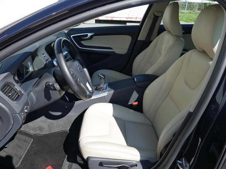 Volvo V60 2.0 d 