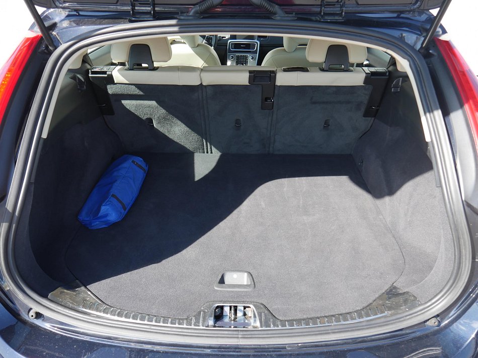 Volvo V60 2.0 d 