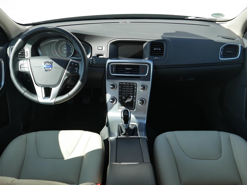 Volvo V60 2.0 d 