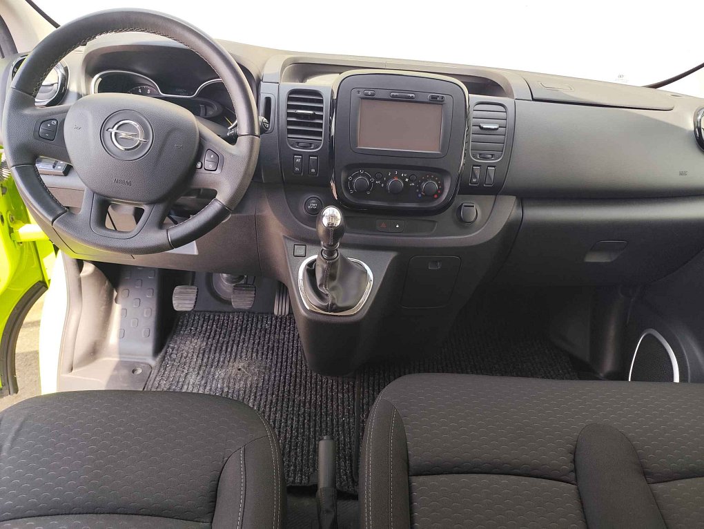 Opel Vivaro 1.6CDTi  9míst