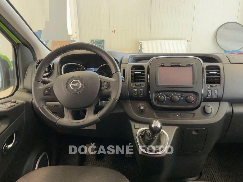 Opel Vivaro 1.6CDTi  9míst
