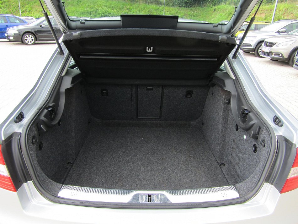 Škoda Superb II 2.0 TDi  4x4