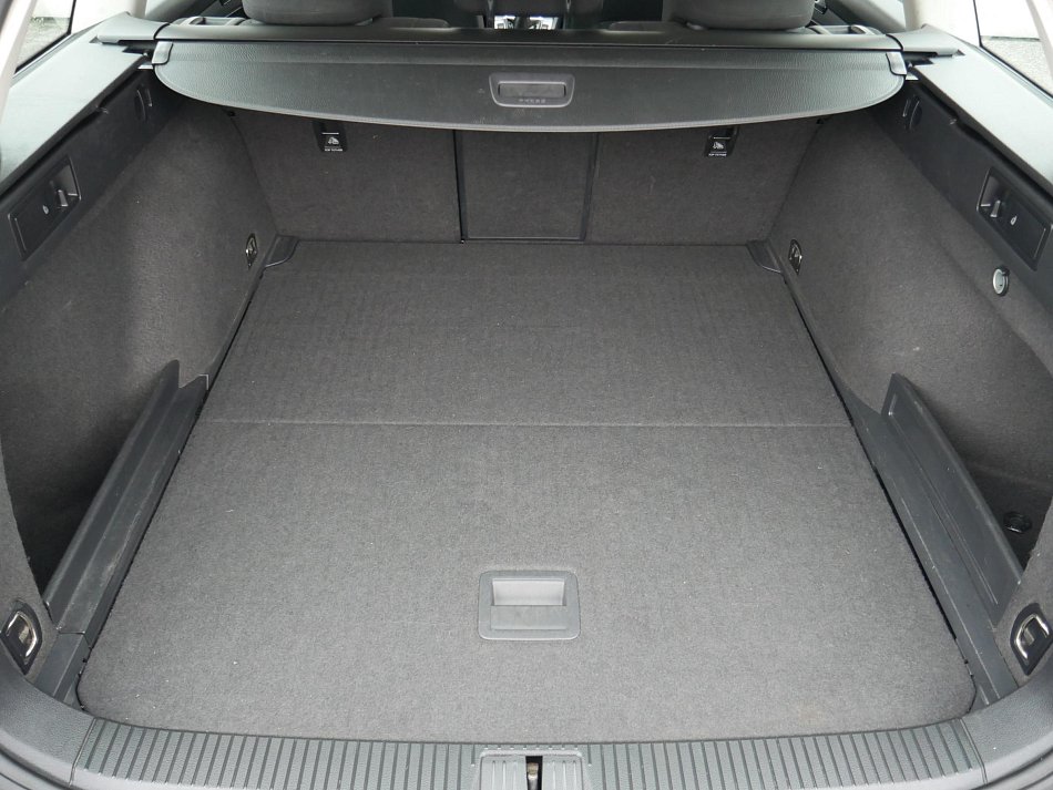 Volkswagen Passat 2.0TDi 