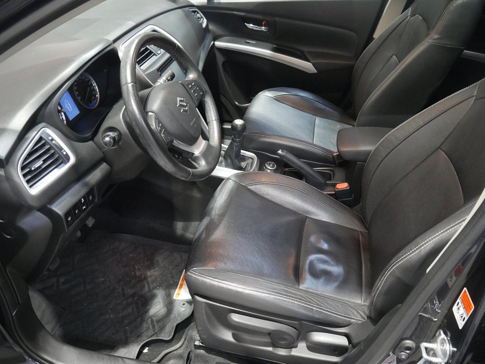 Suzuki S-Cross 1.6 VVT  AllGrip