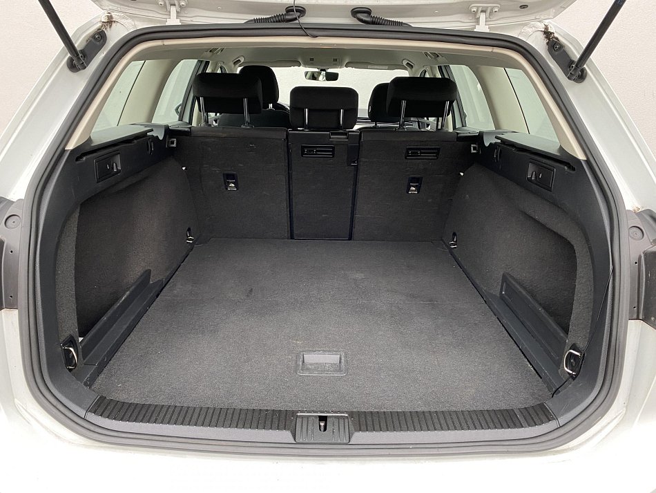 Volkswagen Passat 1.6 TDi 