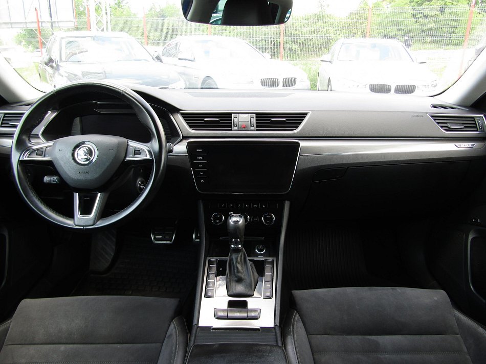 Škoda Superb III 2.0 TDi Scout 4x4