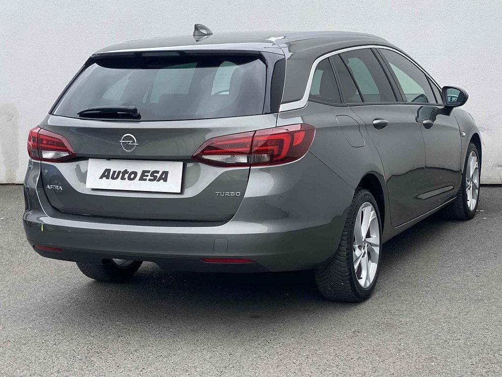 Opel Astra 1.4 T Dynamic