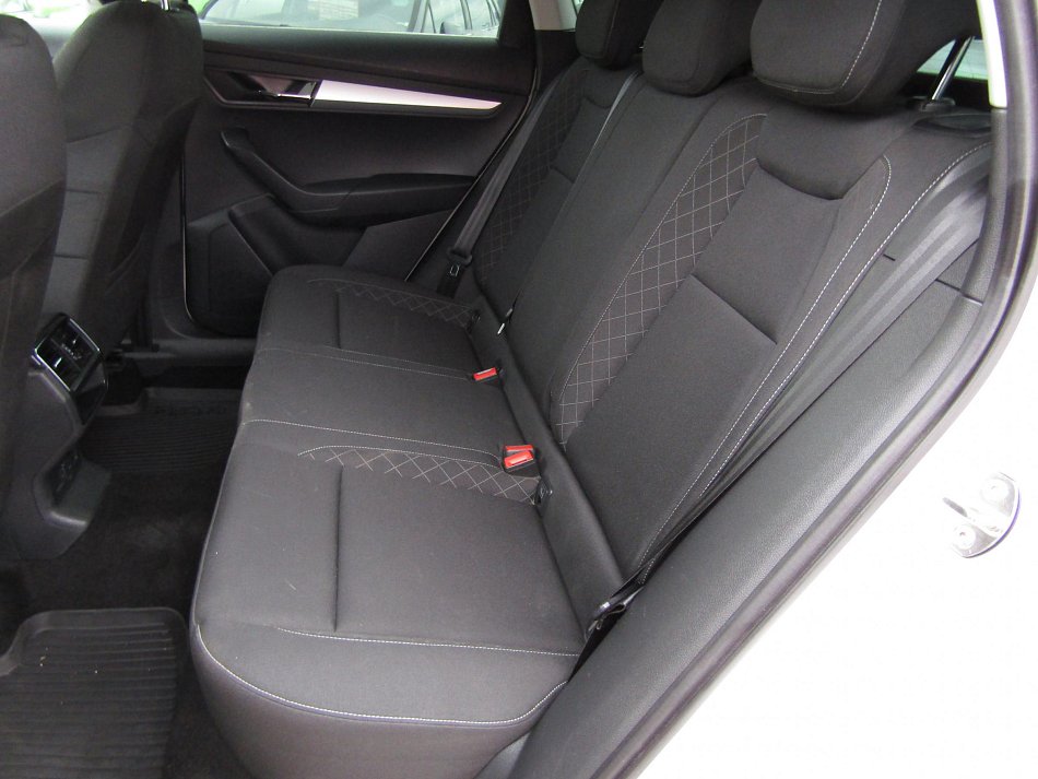 Škoda Karoq 1.6 TDi Ambition