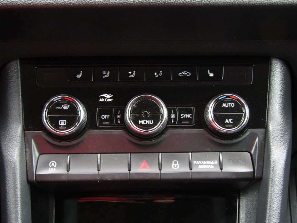 Škoda Karoq 1.6 TDi Ambition