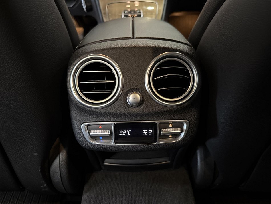 Mercedes-Benz Třída C 2.2CDi 