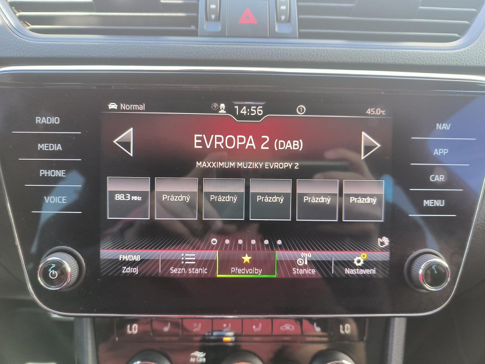 Škoda Superb III 2.0 TDi SportLine