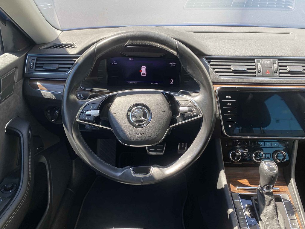 Škoda Superb III 2.0 TSi Scout 4x4