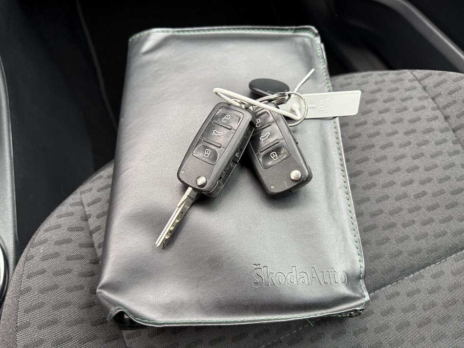 Škoda Fabia II 1.2 TSi Ambiente