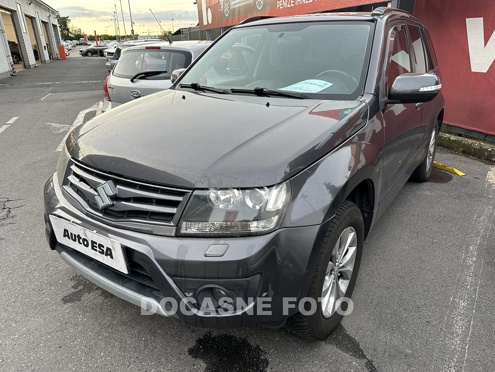 Suzuki Grand Vitara 2.4i 