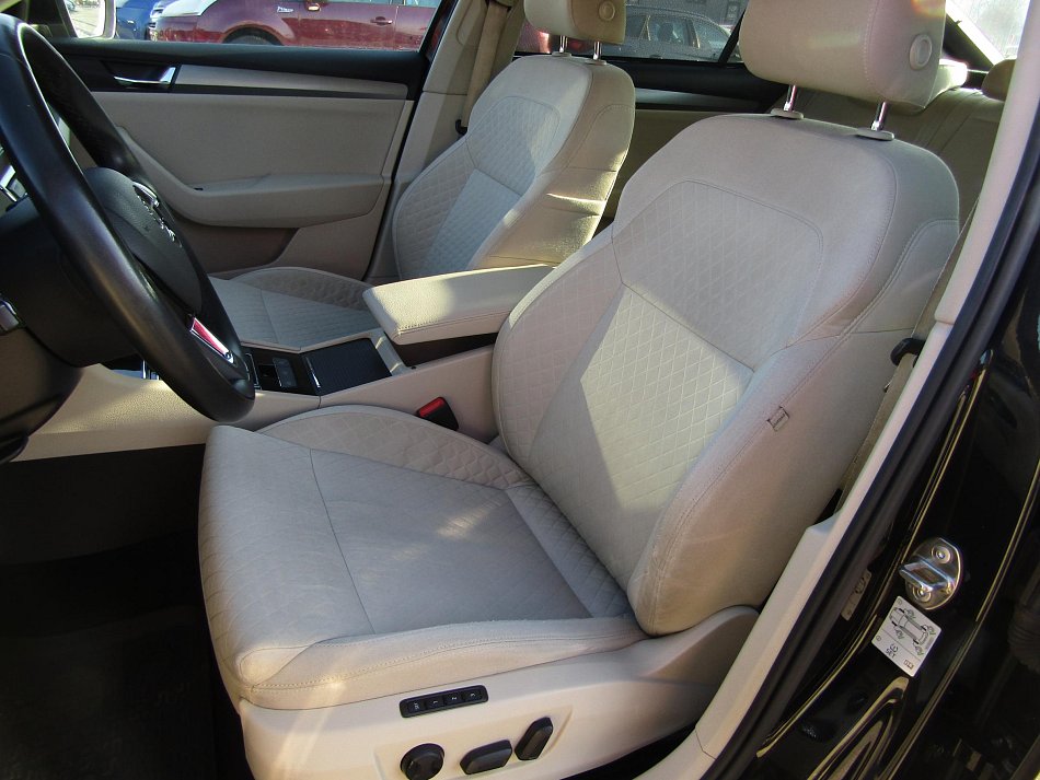 Škoda Superb III 2.0TDi Style