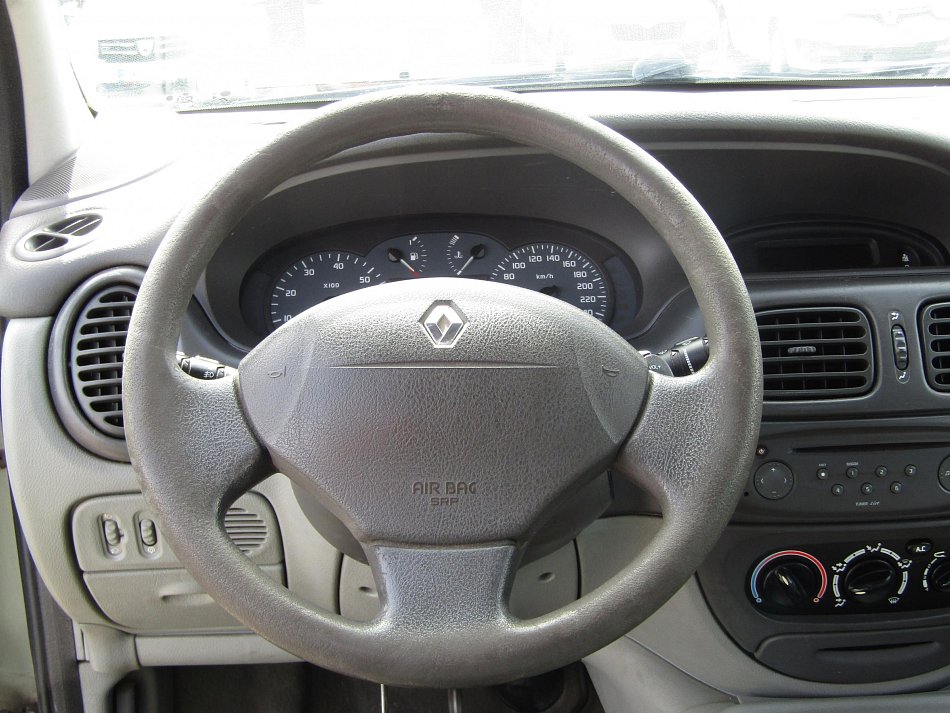 Renault Scénic 1.4 