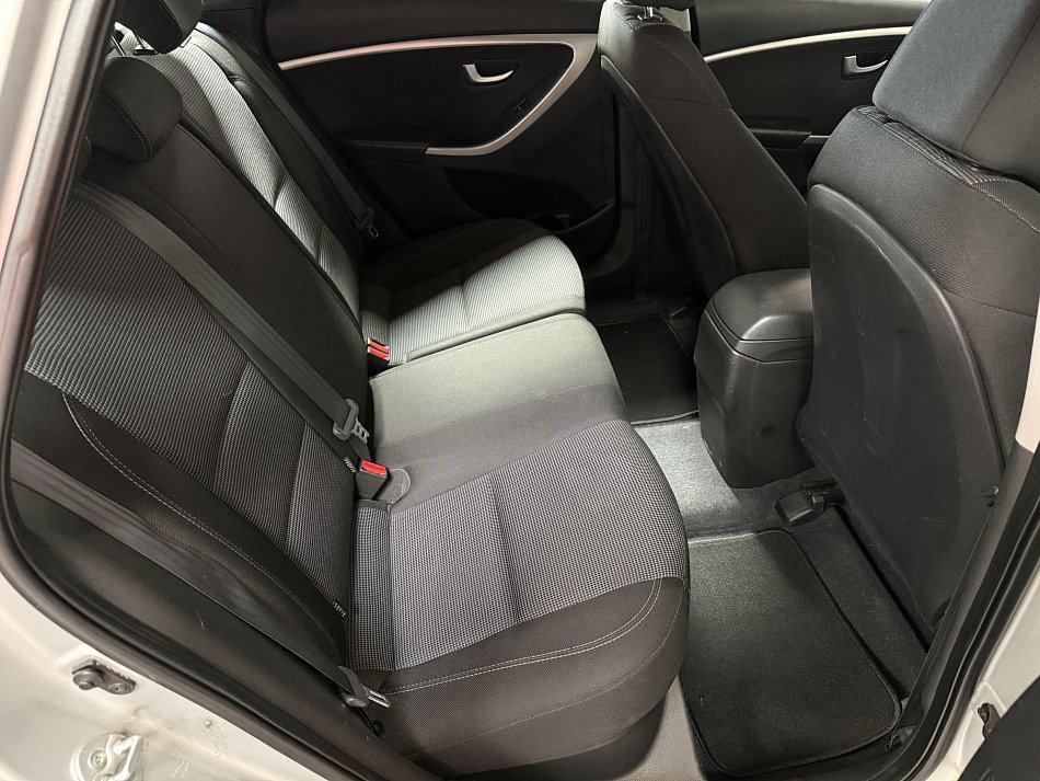 Hyundai I30 1.6CVVT 