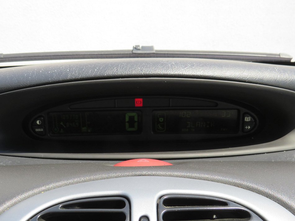 Citroën Xsara Picasso 1.6i 