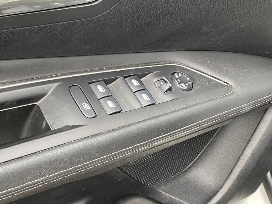 Peugeot 3008 1.6 PT Allure