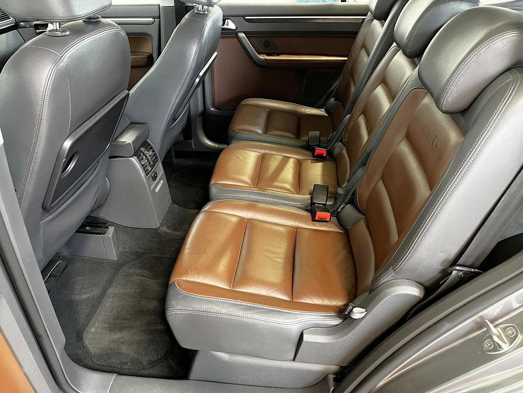 Volkswagen Touran 1.4 TSi Highline