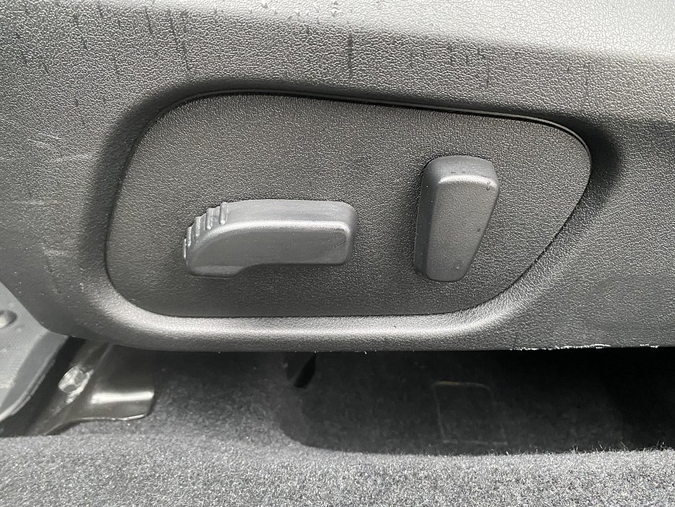 Subaru Forester 2.0 i  AWD