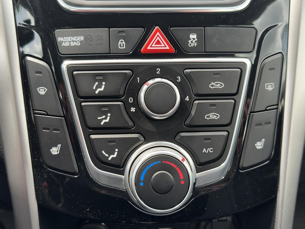 Hyundai I30 1.6i 