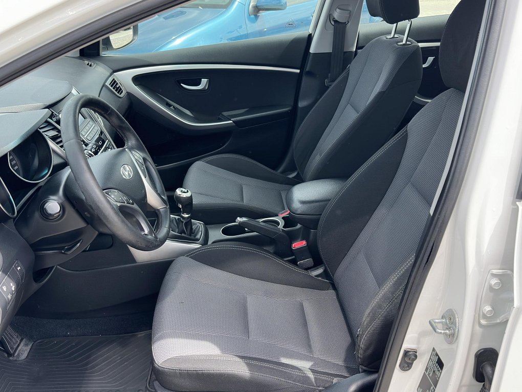 Hyundai I30 1.6i 