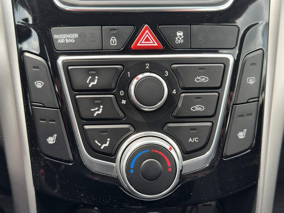 Hyundai I30 1.6i 