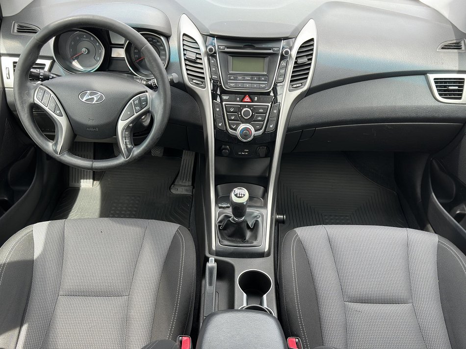 Hyundai I30 1.6i 