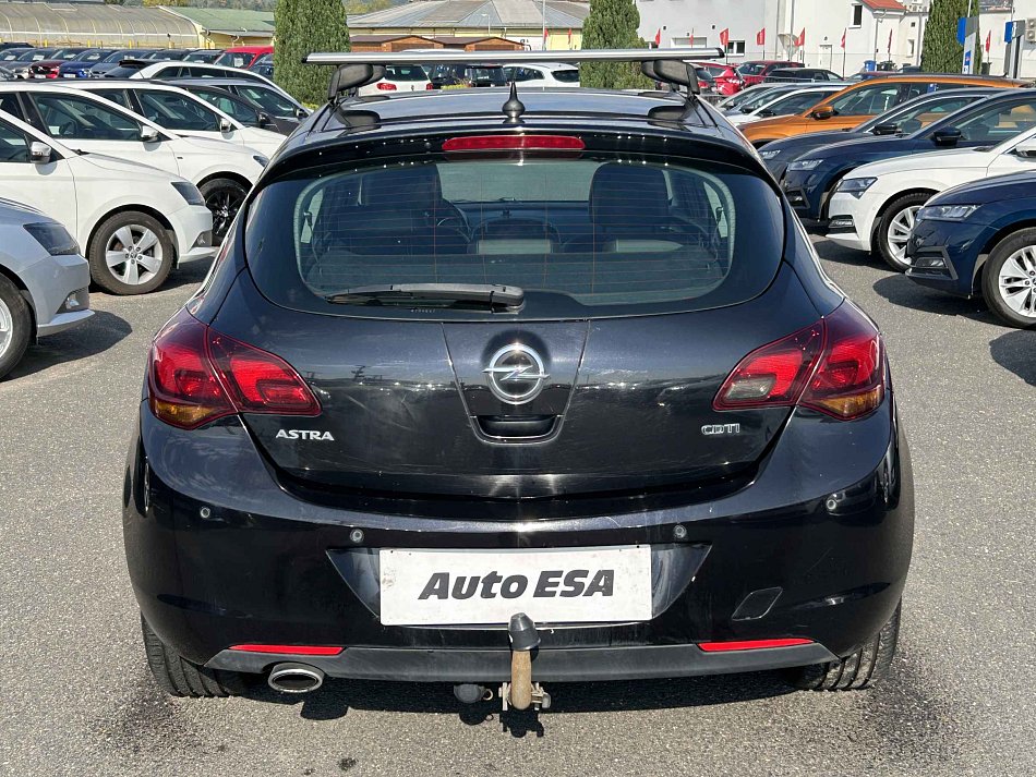 Opel Astra 2.0CDTi 