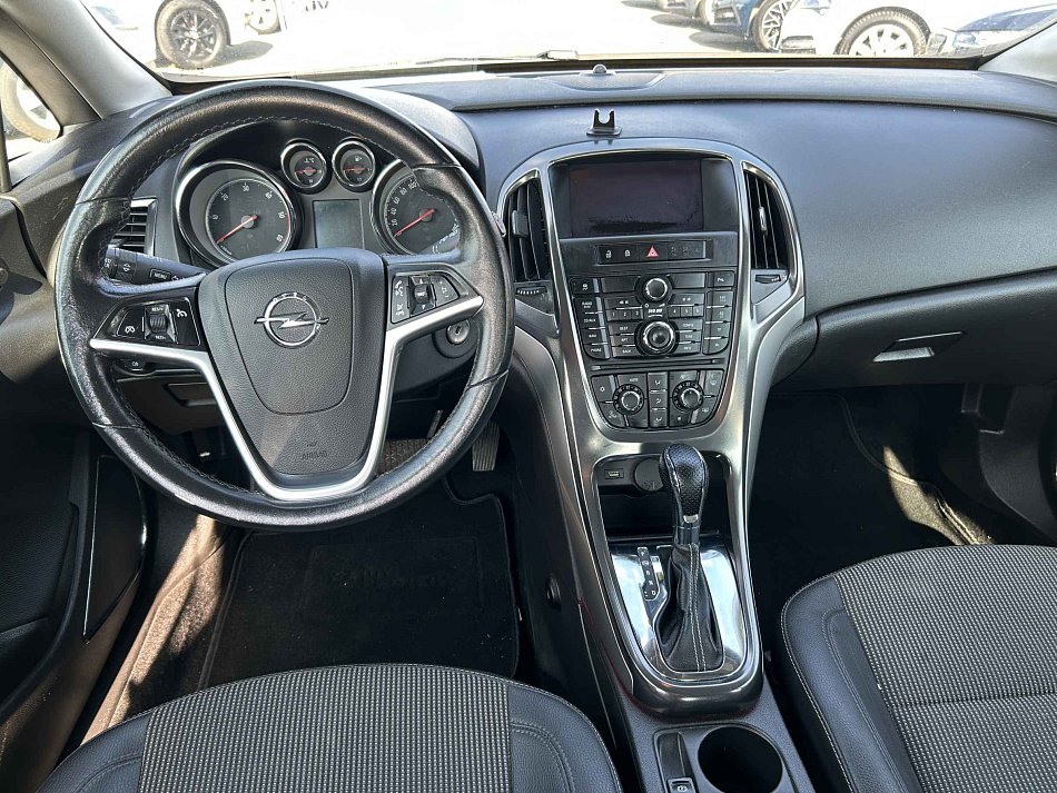 Opel Astra 2.0CDTi 