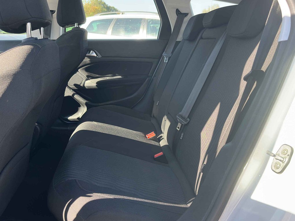 Peugeot 308 1.6 HDi 