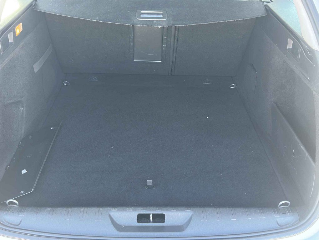 Peugeot 308 1.6 HDi 