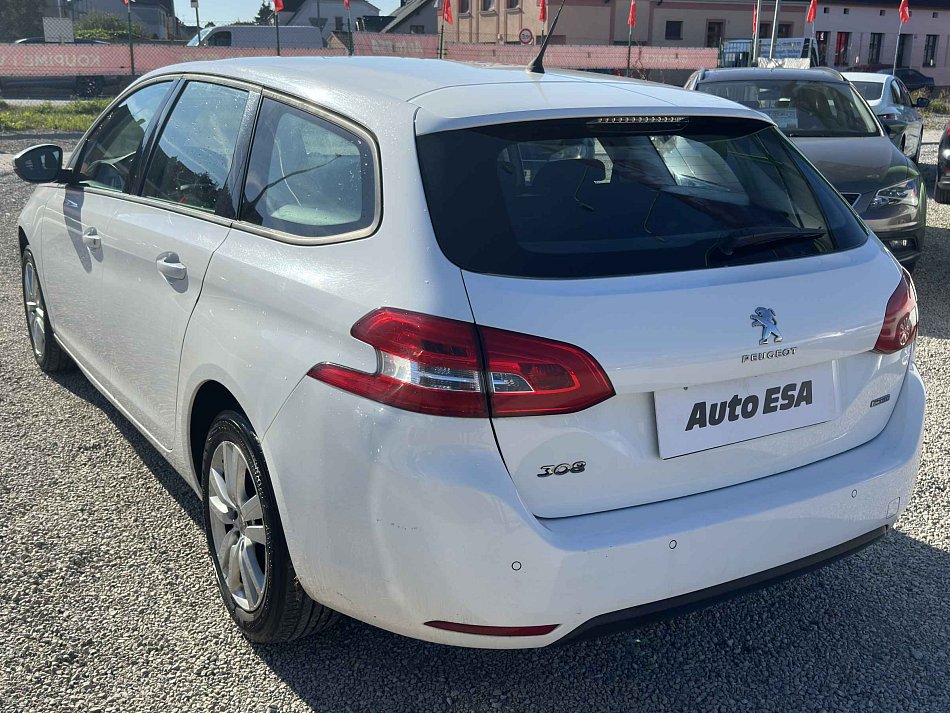 Peugeot 308 1.6 HDi 