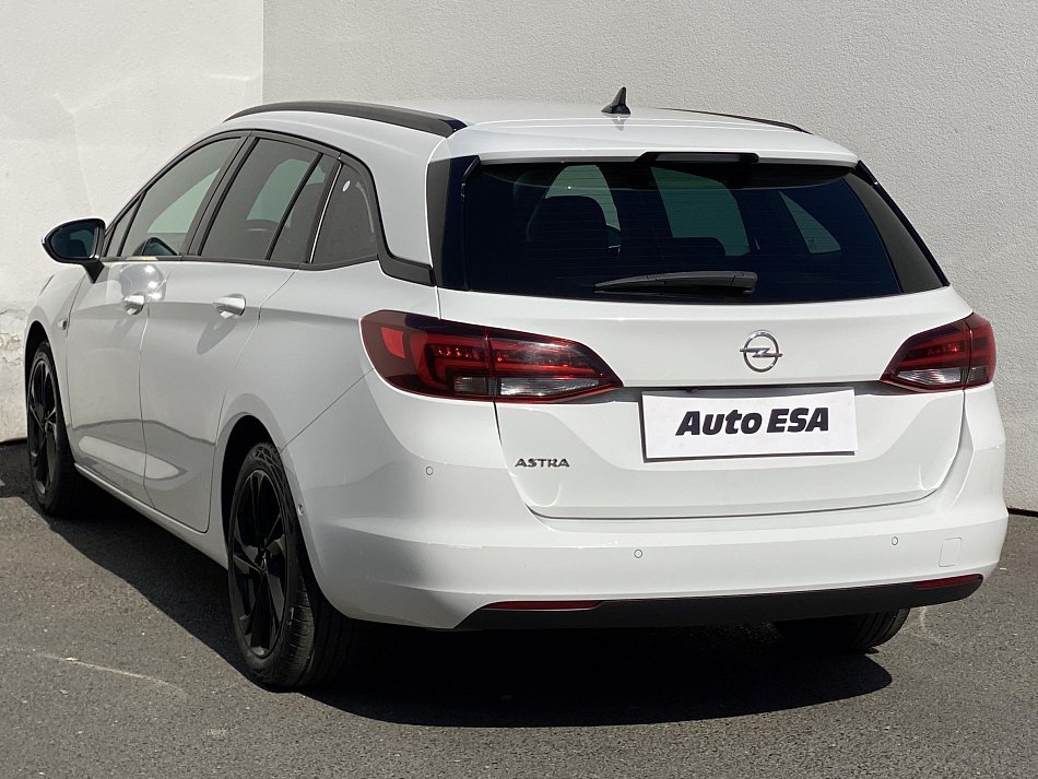 Opel Astra 1.5CDTi  Sports Tourer+