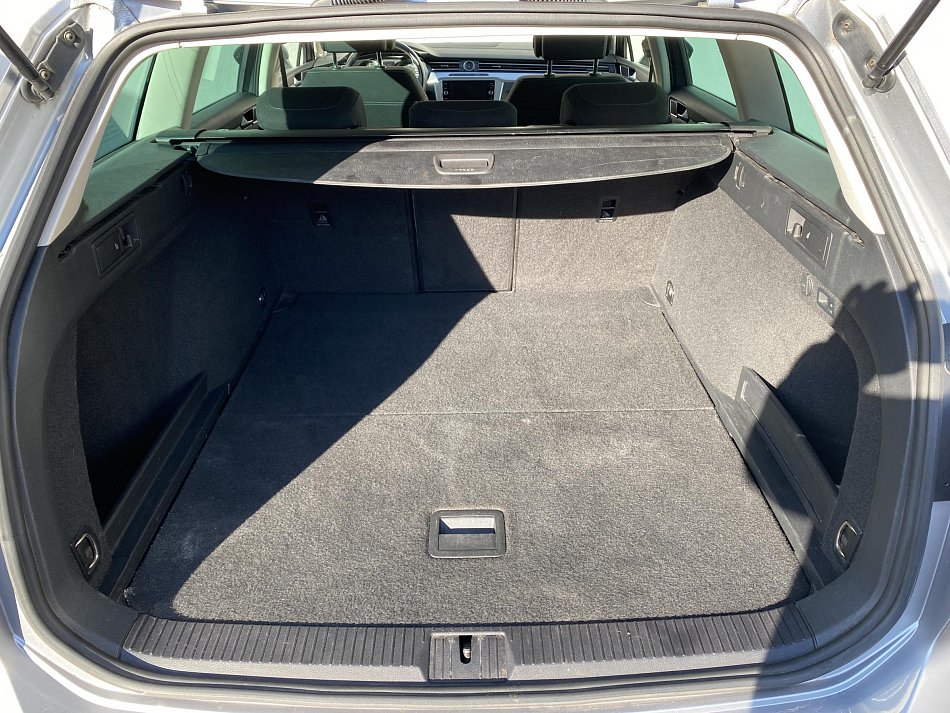 Volkswagen Passat 2.0 TDi Comfortline